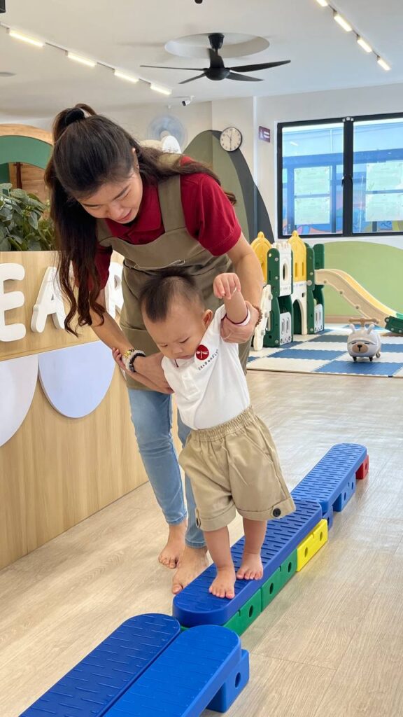 Dragonfly Toddler Programs | 12 to 24 months old | Toddler Care Preschool in Malaysia 2 Toddler Programs | 12 to 17 months old | Wobble Tots | Dragonfly The Leaders Preschool